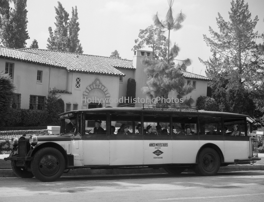 Anner Movie Tours 1930 Lexington Dr. Beverly Hills wm.jpg